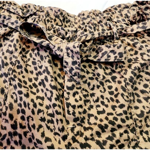 Women's Aerie Camp Cheetah Print Shorts Size L - Picture 3 of 8